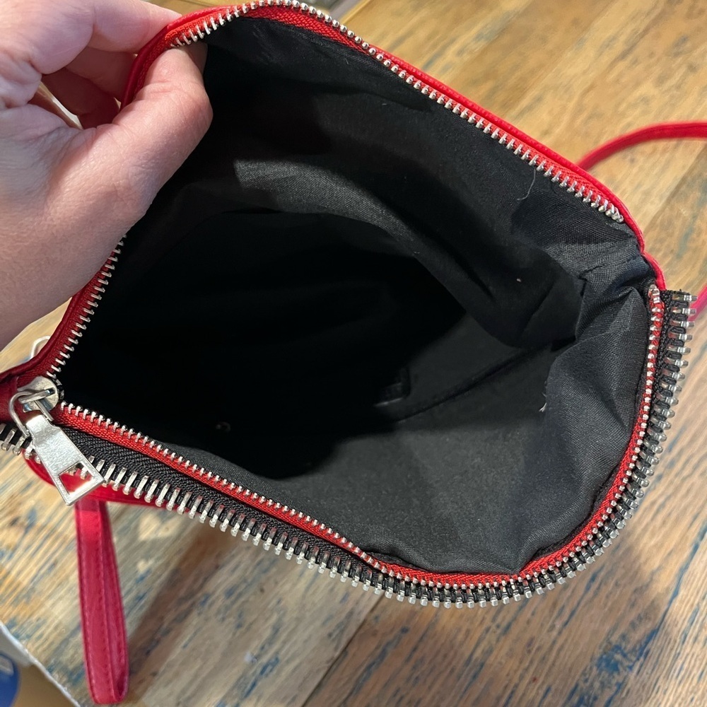 POUR QUOI? • Sac bandoulière pliable rouge - Picture 8 of 10